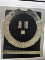 Chaîne de Corps de Créateur Dorée, Accessoire de Mode