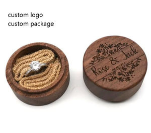 사용자 정의 로고 소박한 보석 상자 호두 작은 회전 보석 웨딩 약혼 나무 나무 육각 반지 상자 - Product Image 1