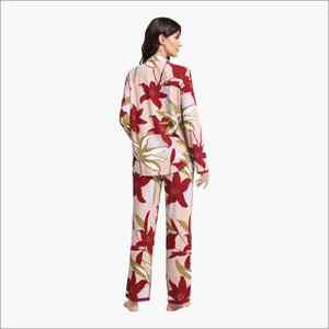 Conjunto de Pijama Premium para Mujer, Tejido en Algodón, Modal y Bambú, Suave y Transpirable, Estampado Personalizado, Manga Corta, Ropa de Dormir Térmica - Product Image 4