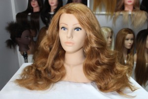 Cosmetología <span class=keywords><strong>pelo</strong></span> sintético rizado corte trenzas práctica peluquería maniquí muñecas estilo profesional peluquero cabeza de entrenamiento - Product Image 6
