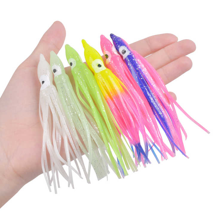 100pcs fishing lures 100 Pcs Spinner Baits Metal Trout Lures Fishing Spinners and Spinnerbaits Metal Baits Kit with 4 Pcs Tackle Box for Salmon Bass Walleye Crappie : Sports & Outdoors Fly Fishing Lure Kit Metal
