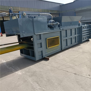 Presse hydraulique automatique Longmiao à commande PLC pour déchets de papier et bouteilles en plastique, haute productivité, garantie d'un an - Product Image 4