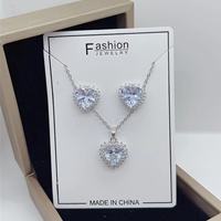 Parure bijoux cœur Colar e brincos com pingente em forma de coracao de zirconia cubica de aco inoxidavel