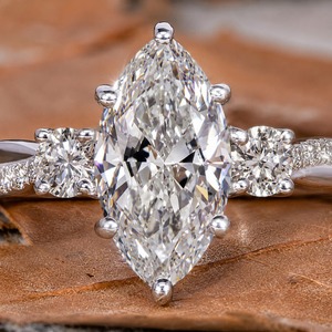 Anello vintage a forma di occhio di cavallo con curva a S e linea sinuosa, regalo di nozze per donna - Product Image 5