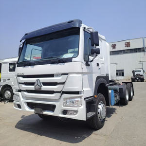Entrega rápida Sinotruck Howo Tractor <span class=keywords><strong>de</strong></span> <span class=keywords><strong>segunda</strong></span> mano Camiones 6x4 10 ruedas 40ton CNG Tractor Truck - Product Image 2