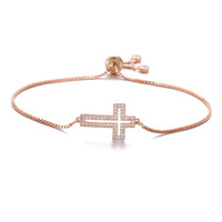 Bracelets et Joncs de Mode, Bracelet Croix Creuse en Zircon, Bijoux Tendance Uniques Anti-ternissement, Accessoires de Créateur en Gros