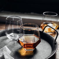 Verres à shot hexagonaux colorés, mini-gobelets en verre pour whisky, vin, bière, tequila, vodka, pour la maison, les fêtes, les hôtels, les bars, les boissons