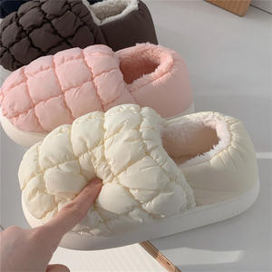 XIXITIAO-Chaussons d'Intérieur à <span class=keywords><strong>Talon</strong></span> Couvert pour <span class=keywords><strong>Femme</strong></span>, Chaussette Douillette Douillette avec Semelle Compensée, Noir, Blanc - Product Image 4