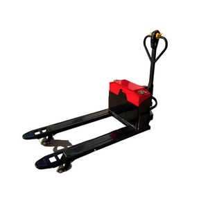 Un pequeño apilador de palés eléctrico con una capacidad de carga de 3 toneladas utilizado para el transporte de mercancías en el taller de la fábrica. - Product Image 1