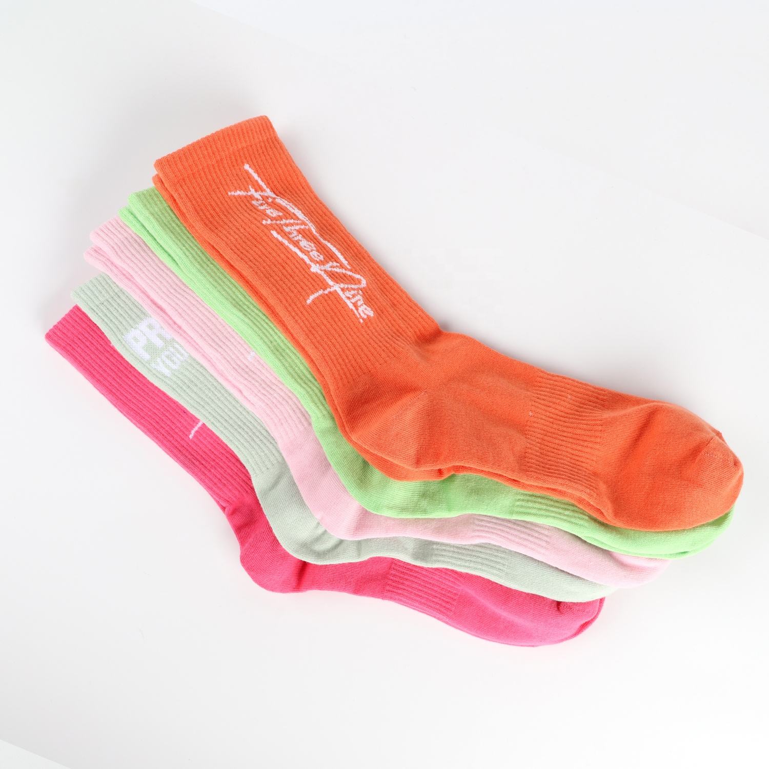 Wholesale Breathable Soft Fashion Sports Custom logo Socks Colorful Socks Customize Macaron Colorful Socks
