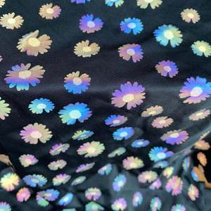 Margherita per stampa a colori magici tessuto elastico riflettente a quattro lati tessuto a maglia per abbigliamento Yoga con strass - Product Image 2