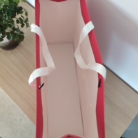 Sac en papier imprimé personnalisé de luxe, boutique de luxe, estampage doré, sac cadeau avec ruban, vente en gros