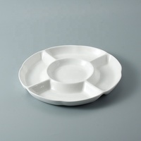 Assiettes à fruits divisées en compartiments en céramique et porcelaine