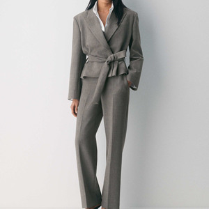 Blazer Elegante de Lana Gris Sólido Transpirable con Cinturón Ajustable y Corte Corto para Mujer, Ideal para Oficina - Nueva Colección 2025 - Product Image 2