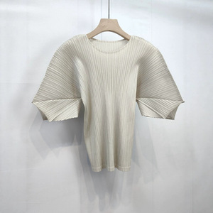 PY 2026 Comfortable Loose Fit Crew Neck Woven Miyake Pleated Batwing Sleeve Casual <b>Top</b> <b>Women's</b> 100% Polyester <b>Compressed</b> - Product Image 5