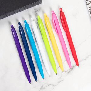 Stylo à bille en plastique à texture mate avec corps de stylo triangulaire et rectangulaire arrondi, cadeau promotionnel, stylo publicitaire - Product Image 6