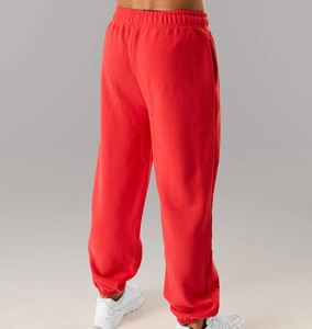 <span class=keywords><strong>Pantaloni</strong></span> jogger in pile super morbidi con vestibilità rilassata e coulisse in vita, consigliati per le donne. - Product Image 6