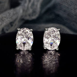 Clásicos pendientes de diamantes de corte ovalado en oro macizo de 18 quilates para mujer, joyería certificada GIA para bodas. - Product Image 5