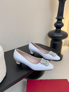 Zapatos de Tacón Grueso con Hebilla Plateada y Detalles en Cuero Genuino, Entresuela de Goma, Suela Exterior de Goma, Impermeables, Punta Cuadrada, Versátiles para el Traslado Diario - Product Image 5