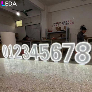 LEDA Populaire Acrylique Transparent Néon RGB LED Numéros 4ft Anniversaire Fête Mariage Fond - Product Image 3