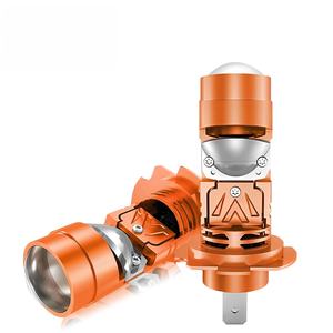 หลอดไฟหน้า LED H4 200W 12V 6000K 80000 Lumens อุปกรณ์อเนกประสงค์กันน้ำ IP68สำหรับรถยนต์รถจักรยานยนต์รถบรรทุก - Product Image 1