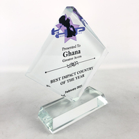 Trophée en cristal vierge de haute qualité Honor Wholesale, personnalisé avec logo 3D gravé au laser, style croix, pour décorations de fêtes, mariages et cadeaux