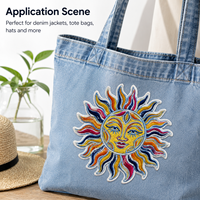 Fabricant de patchs brodés personnalisés colorés motif visage de soleil, vente en gros, applique brodée plate, thermocollante, à coudre, avec support adhésif