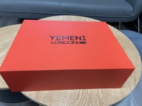 Boîte cadeau pliable en carton rigide magnétique de luxe avec logo noir personnalisé, boîte cadeau pour vêtements avec aimant