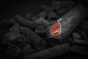 Colgante Hecho a Mano de Plata de Ley 925 con Cornalina Natural, Joyería de Moda para Mujer, Proveedor Mayorista de India, Joyería Personalizada - Product Image 4