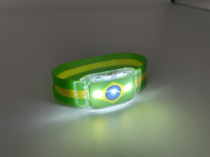 Vente chaude LED Fans Cheers Drapeau National Bracelet Bracelet LED Lumière Silicone Drapeau Personnalisé Bracelet Usine En Gros - Product Image 5