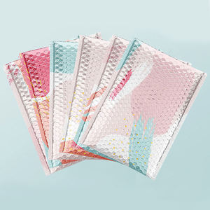 Enveloppe d'expédition pour vêtements en polymère recyclable écologique avec logo personnalisé, dorée, rose gold, métallique - Product Image 5