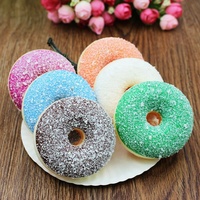 PU Krim Simulasi Kue Buah Donat Buatan Model Makanan Kecil Seperti Hidup