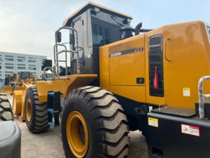Cargadora de ruedas ZL50GN usada para exportación, pala de construcción de 5 toneladas. Respuesta hidráulica rápida, bajo nivel de desgaste. Ideal para construcción de carreteras. - Product Image 2