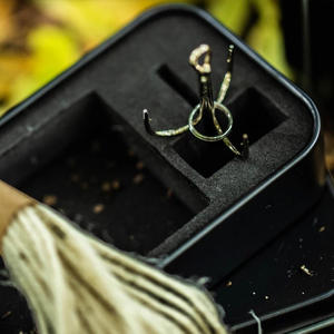 Gancho (trucos e instrucciones en línea) de <span class=keywords><strong>Eric</strong></span> Ross, trucos de magia de escenario, magia de cerca, mentalismo, ilusión, accesorios de terror, magia callejera - Product Image 4