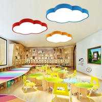 Lustre suspendu créatif pour plafond, lampe LED en forme de nuage blanc, intensité réglable, pour salle de classe de maternelle, centre commercial