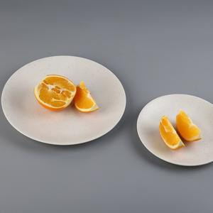 Assiette de service ronde en mélamine plastique solide blanche de 7,5 pouces, durable, design minimaliste - Product Image 6