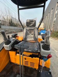 CE/AB/EPA HS-25J Mini Ekskavatör 2.5T Kubota Motor Özelleştirilebilir Motor Kolu Açma Kapanma  Küçük Ekskavatör Mini Küçük Ekskavatör - Product Image 6