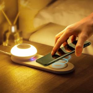 Lámpara de Mesa 2 en 1 con Carga Inalámbrica para Teléfonos Móviles, Lámpara de Noche para Mesita de Noche, Sensor de Movimiento Corporal, Lámpara de Escritorio LED con Carga USB para Dormitorio - Product Image 1