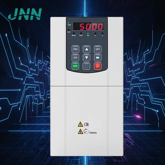Solar Inverter  VFD   Controller 3 Phase DC AC MPPT Charge  for Submersible  Pump and Motor High Efficiency