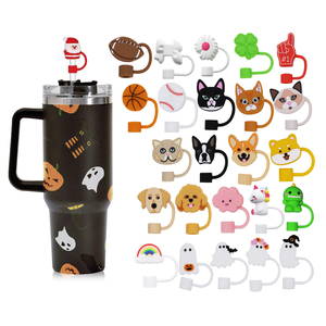 Adornos de Silicona 3D de 10 mm Personalizados para Vasos Stanley - Temática de Béisbol, Fútbol, Tenis, Lazos, Flores, Frutas, Halloween, Venta al Por Mayor - Product Image 1