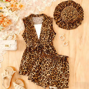 Bộ đồ bốn món mùa xuân hè cho bé gái: Áo gile không tay họa tiết da báo, quần đùi, mũ - Product Image 3
