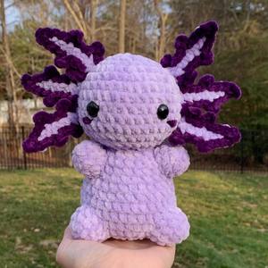 Juguetes de axolote de ganchillo multicolor en oferta, con ojos de seguridad y algodón suave, juguetes de axolote hechos <span class=keywords><strong>a</strong></span> mano para niños - Product Image 4