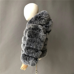 Haute qualité mignon enfants manteau de <span class=keywords><strong>fourrure</strong></span> garçon chaud enfants manteau de <span class=keywords><strong>fourrure</strong></span> <span class=keywords><strong>avec</strong></span> <span class=keywords><strong>capuche</strong></span> véritable <span class=keywords><strong>fourrure</strong></span> de renard hiver enfant veste - Product Image 4