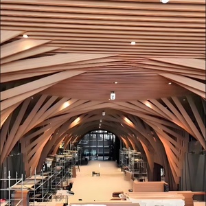 แผ่นฝ้าเพดานอะลูมิเนียมโค้งแบบหยัก แผ่นฝ้าเพดานแบบแถบไม่สม่ำเสมอ ท่ออะลูมิเนียมสี่เหลี่ยมสำหรับห้องโถง สำนักงาน โรงแรม ลานจอดรถ - Product Image 5