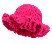 FF4924 Gorros Cloche de punto hechos a mano para mujer Gorro flexible con visera de volantes cálidos Gorro de punto Gorro grueso de ganchillo