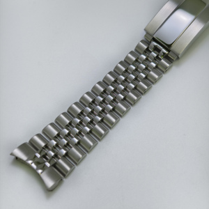 Rolamy SG5220S Massives 20mm Vollgold 316L Stahl Jubilee-Armband Uhrenband mit Verschluss Kompatibel mit GM Master II - Product Image 5