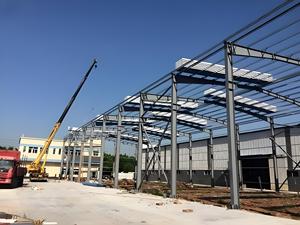 Almacén Prefabricado de Estructura de Acero Galvanizado con Sistema de Ventilación Correspondiente, Adecuado para Almacenamiento Logístico - Product Image 4