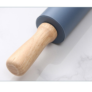 Juego de 2 piezas de alfombrilla de masa para repostería de calidad alimentaria con almohadilla de silicona para amasar, rodillo de madera y alfombrillas para hornear pasteles - Product Image 5