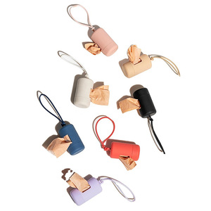 Dispensador portátil de bolsas para excrementos de perro con asa, 44x90mm, de plástico, para desechos de mascotas, para uso en exteriores. - Product Image 3
