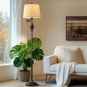 Lámpara de Pie Tradicional con Base de Hierro, Pantalla Beige, Altura Ajustable, Fuente de Luz LED, Portalámparas E26, Iluminación para Sala de Estar y Dormitorio - Product Image 1